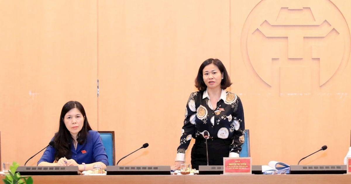 Phó bí thư Hà Nội: 'Đầu ra metro là đầu vào xe buýt, không thì vẫn tắc'