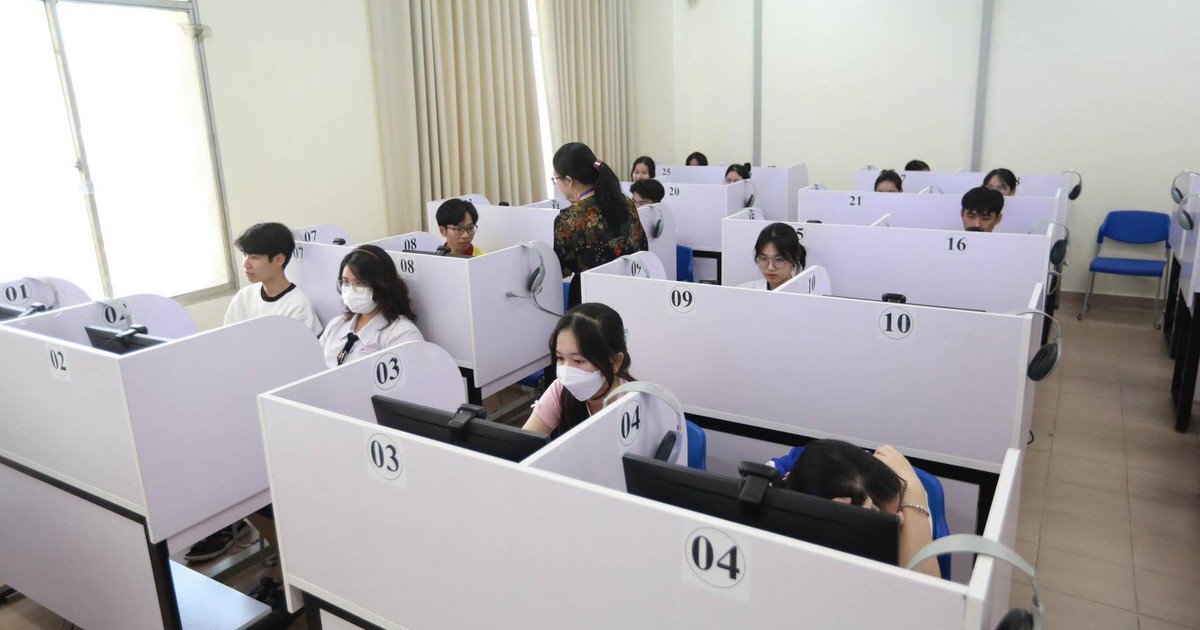 Điểm chuẩn Trường ĐH Sư phạm TP.HCM: Có ngành trên 9,9 điểm/môn thí sinh mới trúng tuyển