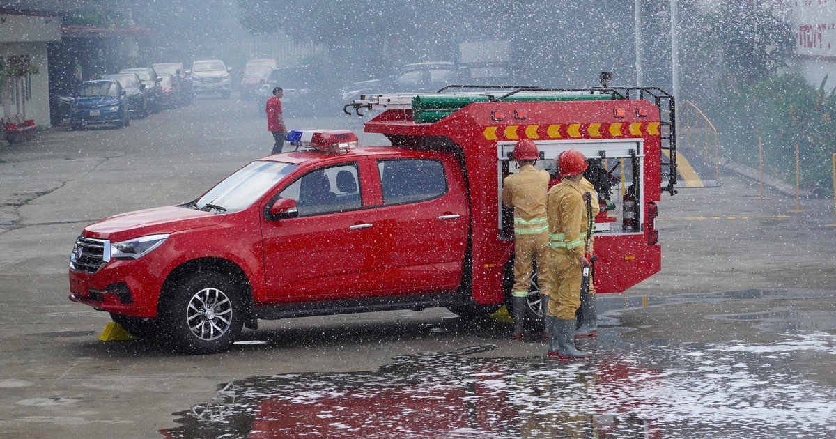 Việt Nam có xe chữa cháy loại bán tải đầu tiên, giá từ 1 tỉ đồng