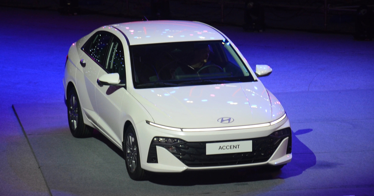 Đua hạ giá doanh số sedan hạng B vẫn giảm 30%, Toyota Vios bám sát Hyundai Accent