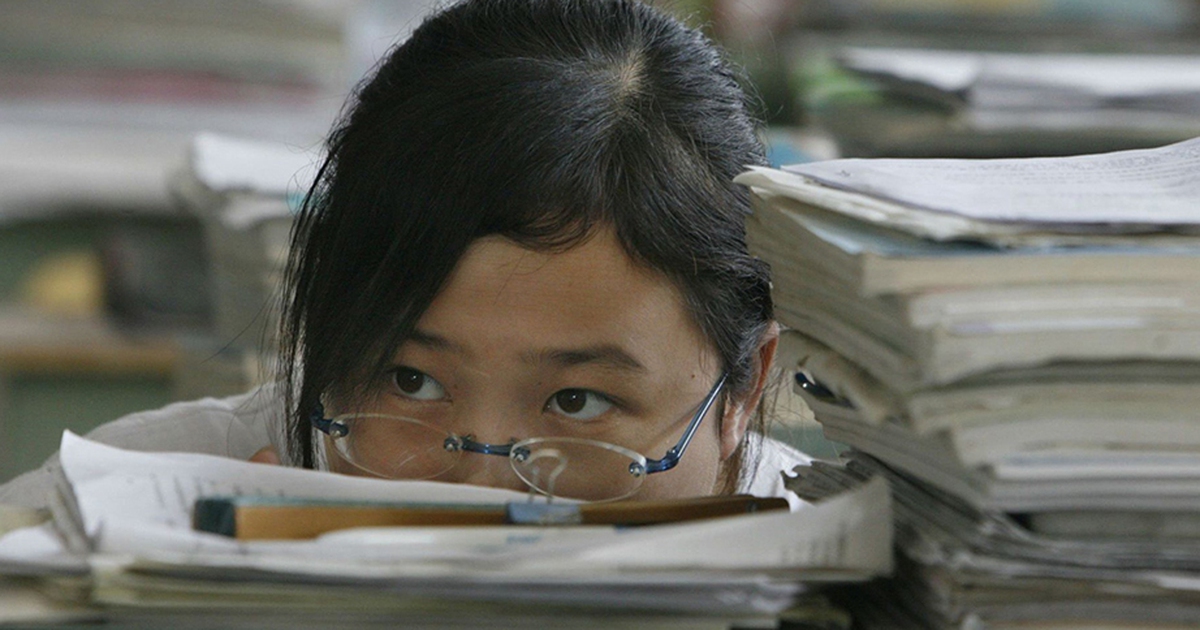 Vận động ngoài trời kiểm soát cận thị