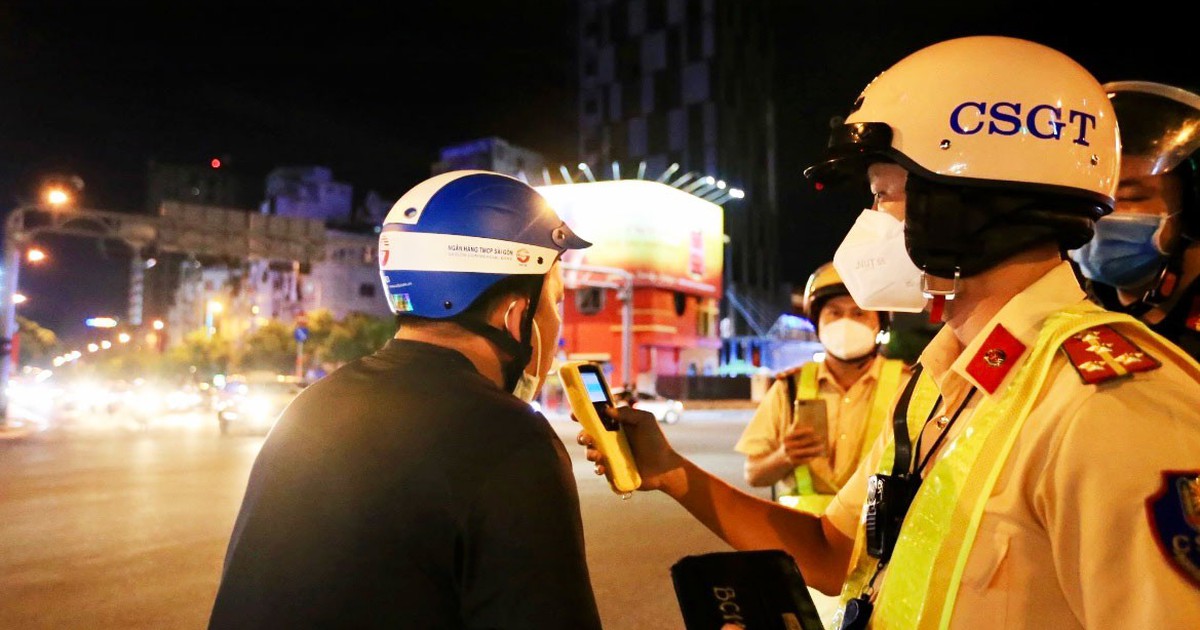 Kiện CSGT đòi bồi thường 32 triệu đồng: Người bị phạt nồng độ cồn kháng cáo