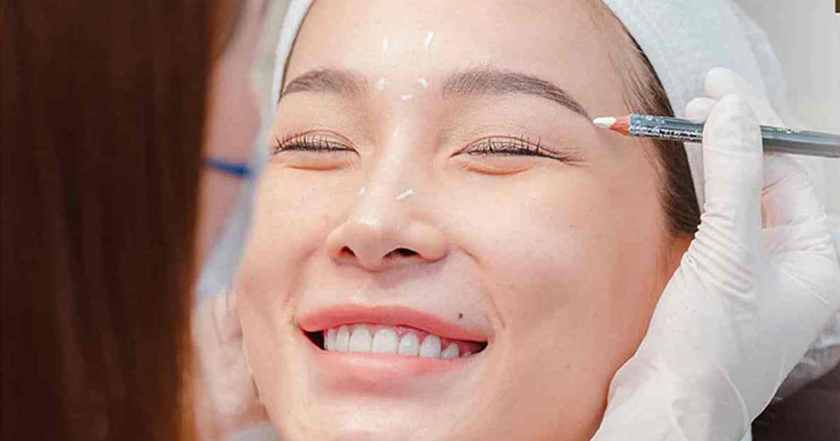 Hiệu ứng gây sốt làm đẹp từ bão mạng với Jelly Roll Botox liệu có an toàn?