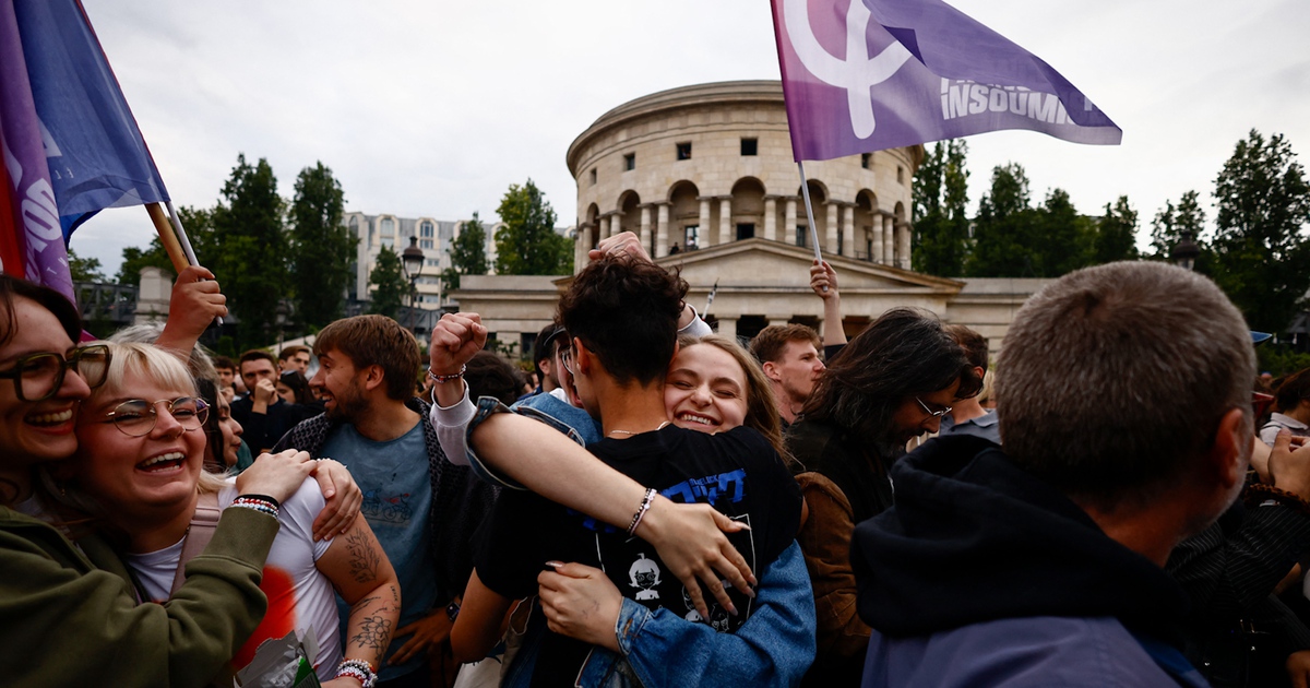 Cánh tả lật ngược dòng, gieo sầu cho phe cực hữu trong bầu cử Pháp