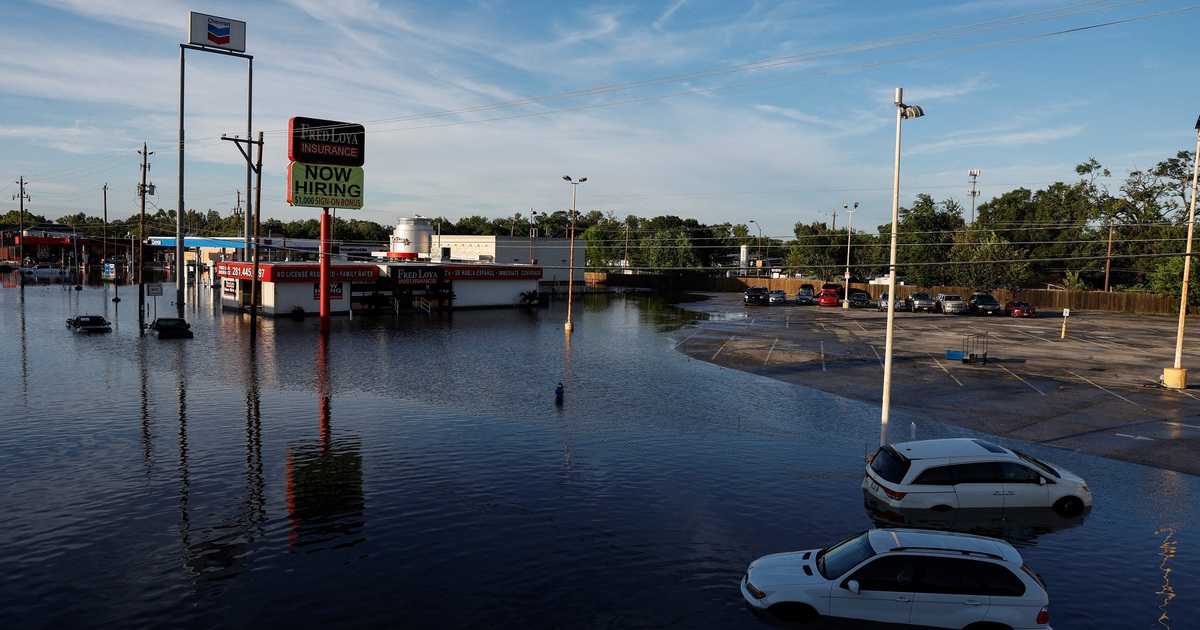 Bão gây chết người, khiến hàng triệu ngôi nhà, cơ sở kinh doanh mất điện tại Mỹ