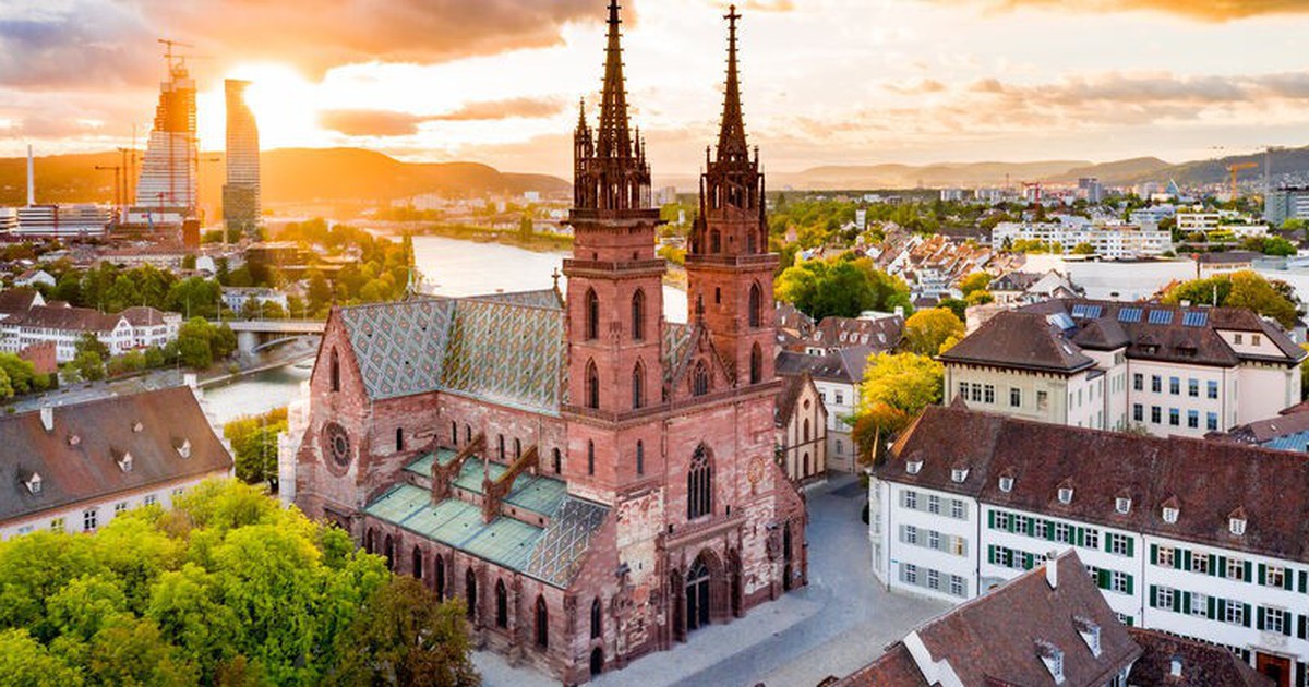 Ngỡ ngàng trước kiến trúc độc đáo của những nhà thờ này tại Thụy Sĩ