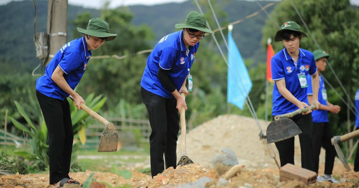 Người trẻ ĐH Huế khép lại mùa hè xanh đầy ý nghĩa