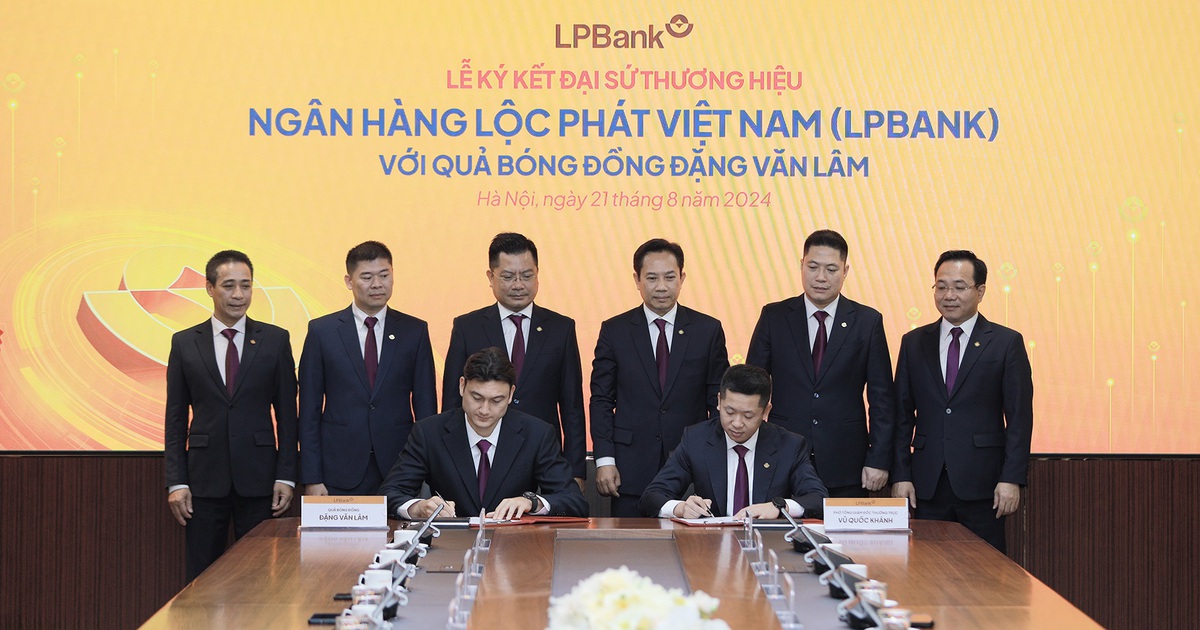 Thủ môn Đặng Văn Lâm được LPBank lựa chọn làm Đại sứ thương hiệu