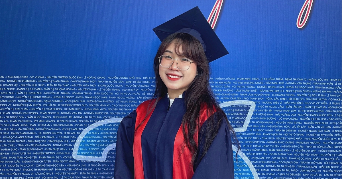 Nữ thủ khoa đại học nhận học bổng ‘kép’ trị giá hơn 2 tỉ đồng