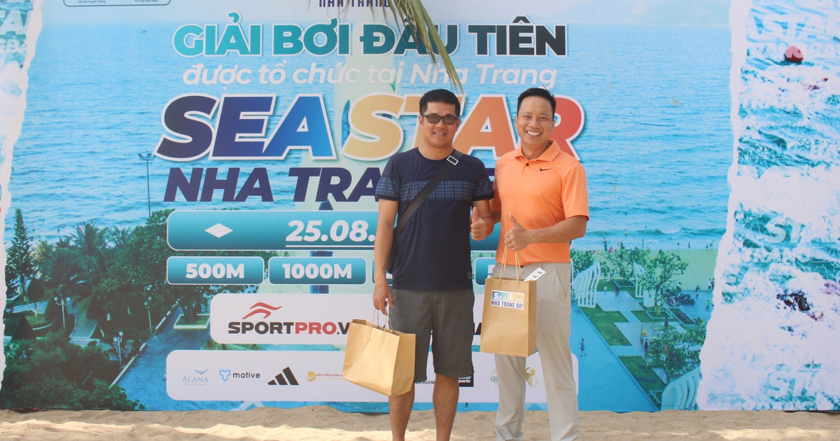 Vận động viên nhận Bib sẵn sàng tranh tài tại Giải bơi SeaStar Nha Trang Bay 2024