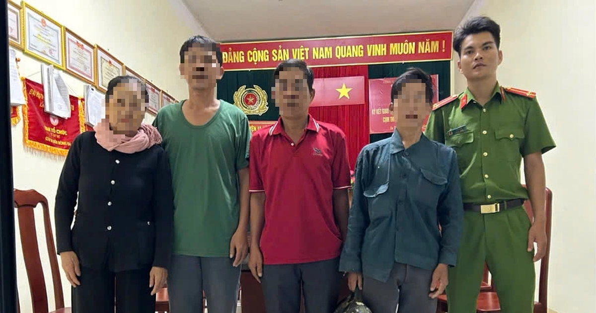 Đi lạc hơn 350 km, người đàn ông được công an hỗ trợ về nhà