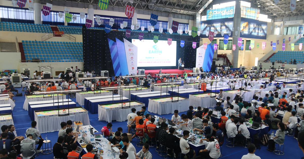 600 học sinh tranh tài tại cuộc thi Robot khu vực phía bắc