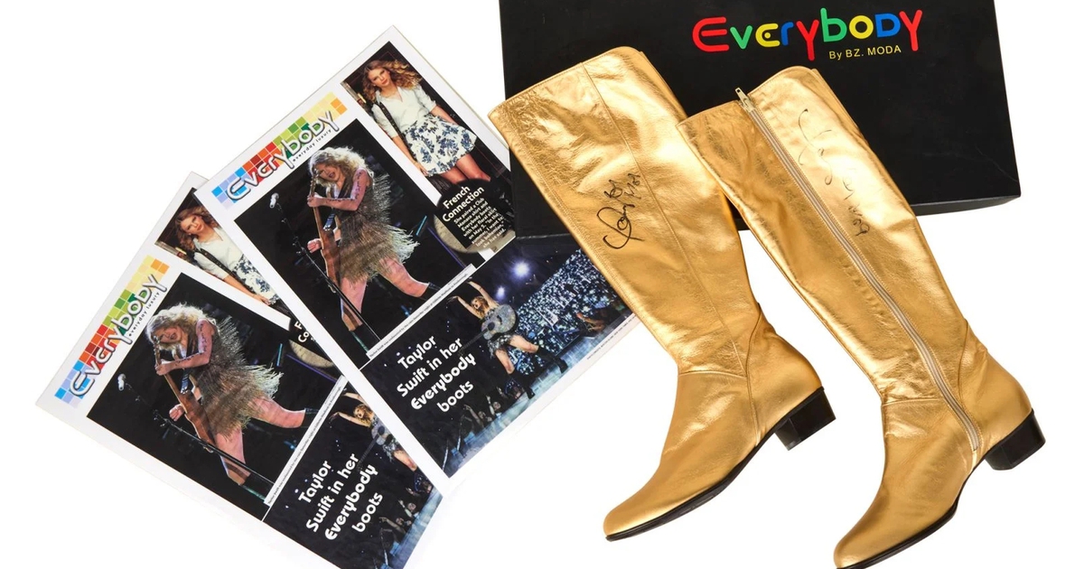 Kỷ vật của Michael Jackson, Lý Tiểu Long,Taylor Swift, BTS được trưng bày triển lãm