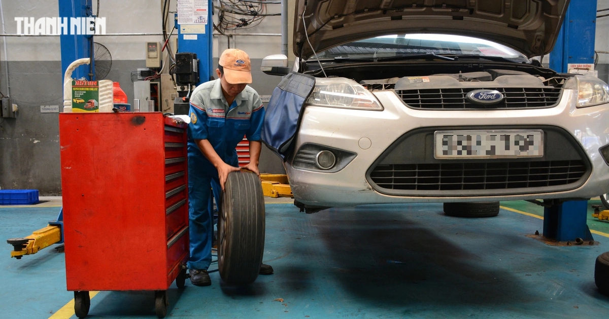 Thay lốp ô tô, nên ưu tiên lắp lốp mới trên bánh trước hay sau?