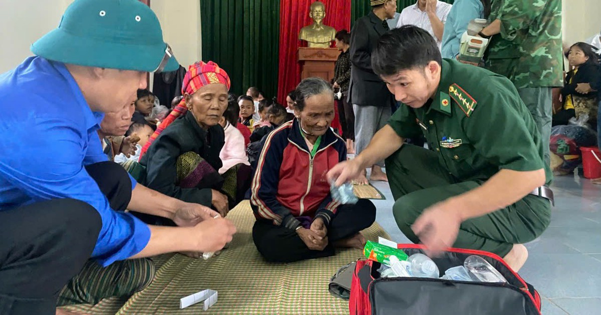 Bão số 4: Quảng Bình sơ tán gần 1.000 người dân khỏi vùng nguy cơ sạt lở