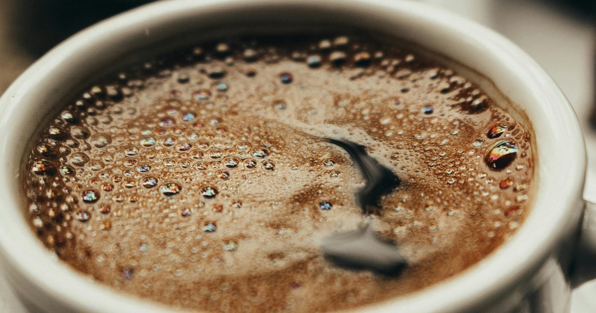 Ngày mới với tin tức sức khỏe: Lợi ích của cà phê với người huyết áp cao