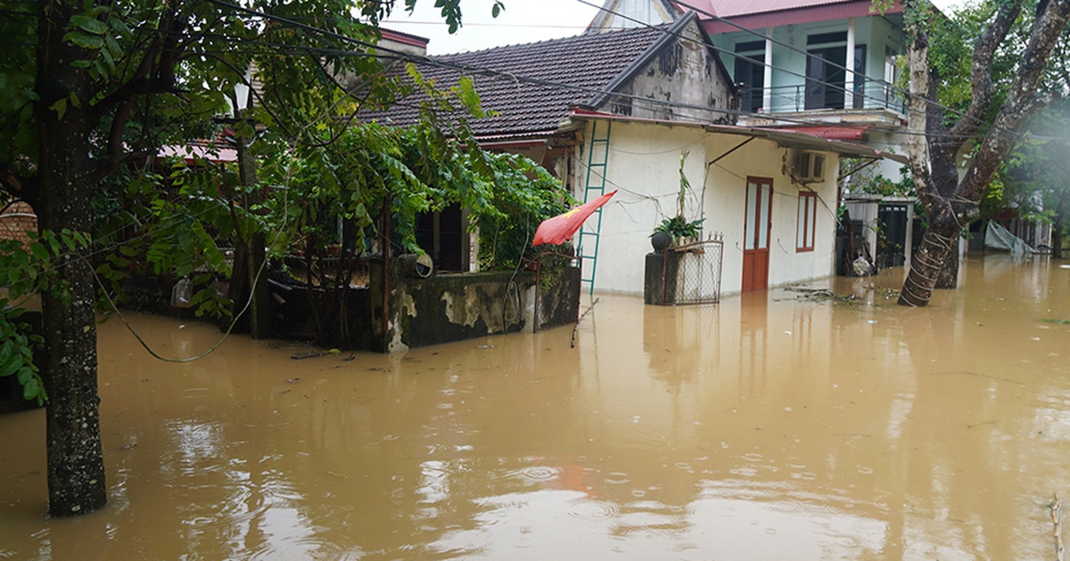Mưa lớn gây ngập lụt, sạt lở tại Thanh Hóa, Nghệ An, Hà Tĩnh