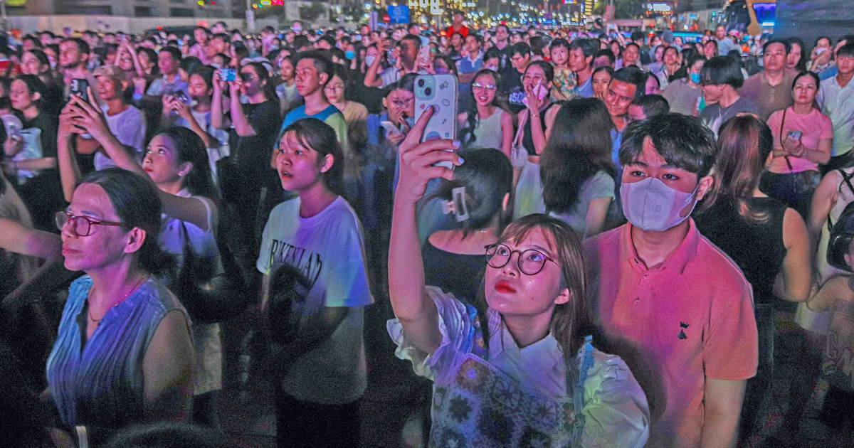 Khách 'láng giềng' tăng mạnh, Đà Nẵng bỏ túi ngàn tỉ dịp lễ 2.9