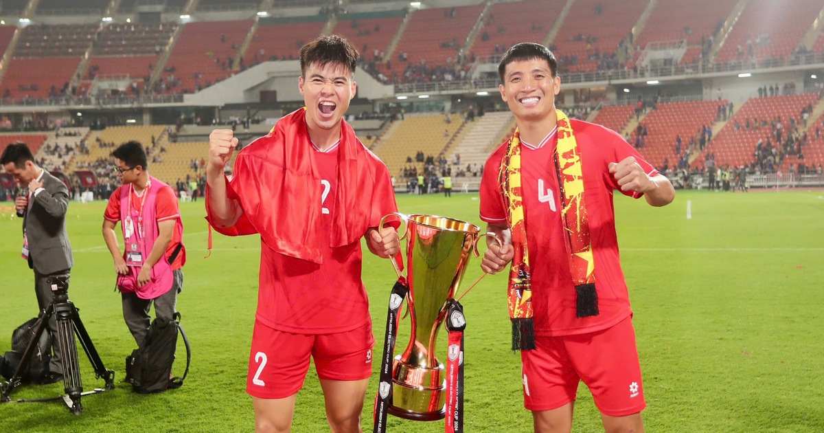 The Vietnamese team is not ‘old’ at all, winning the AFF Cup and still contributing for a long time