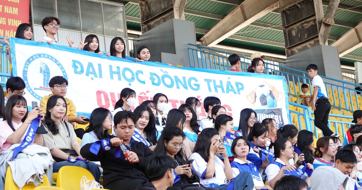 Dong Thap University: Whether we win or lose, we always cheer beautifully