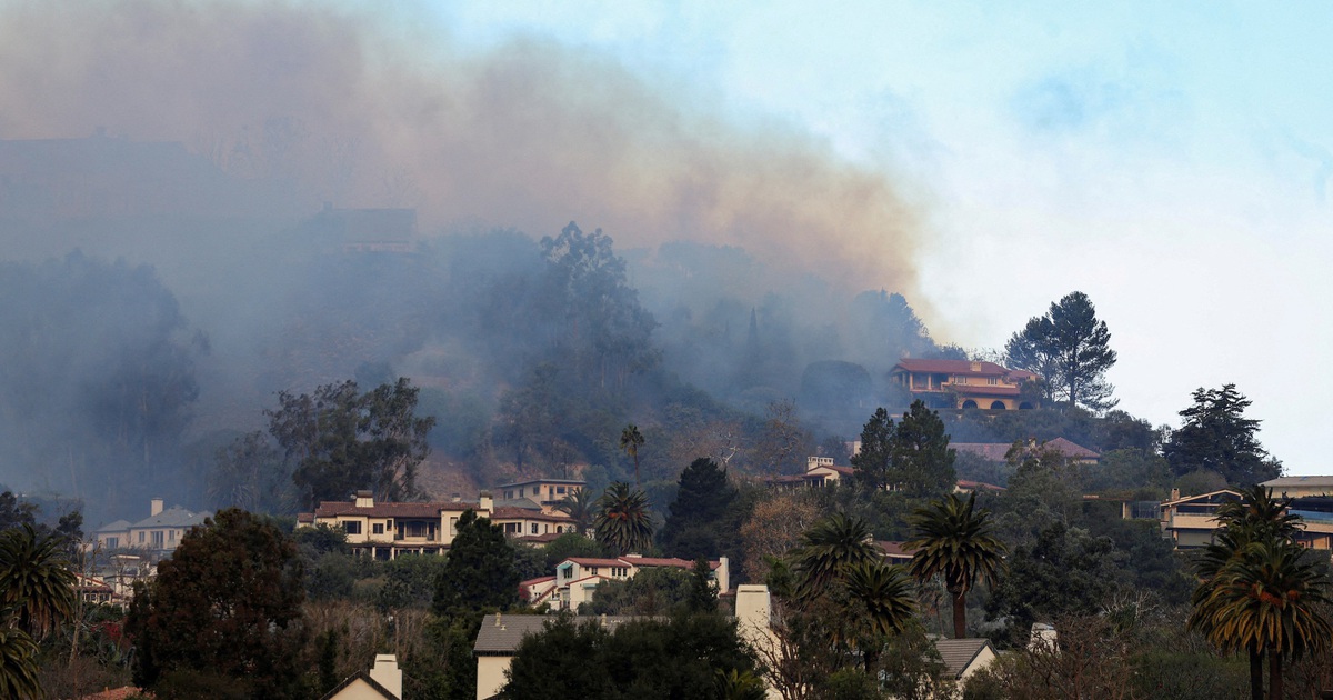 In the midst of a serious forest fire, a thief plans to ‘visit’ the US Vice President’s house?