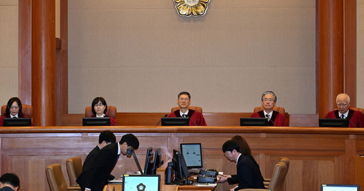 The impeachment hearing of the Korean president ended after 4 minutes