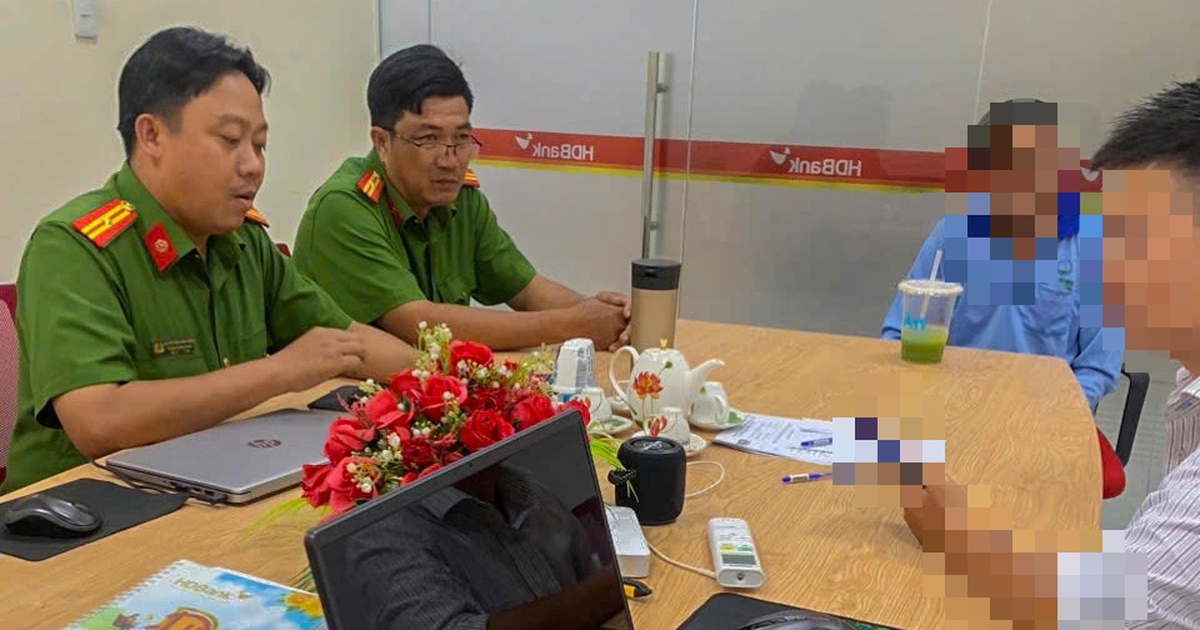 Người phụ nữ may mắn nhận lại gần 500 triệu đồng chuyển nhầm