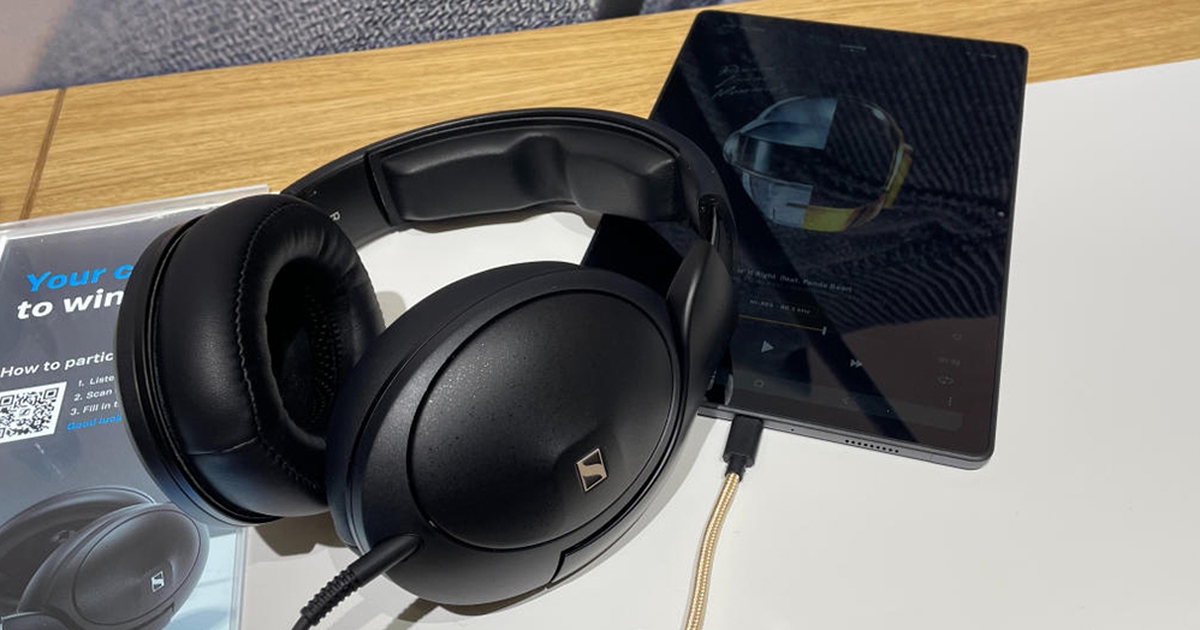 Có nên chi tiền cho tai nghe cao cấp?