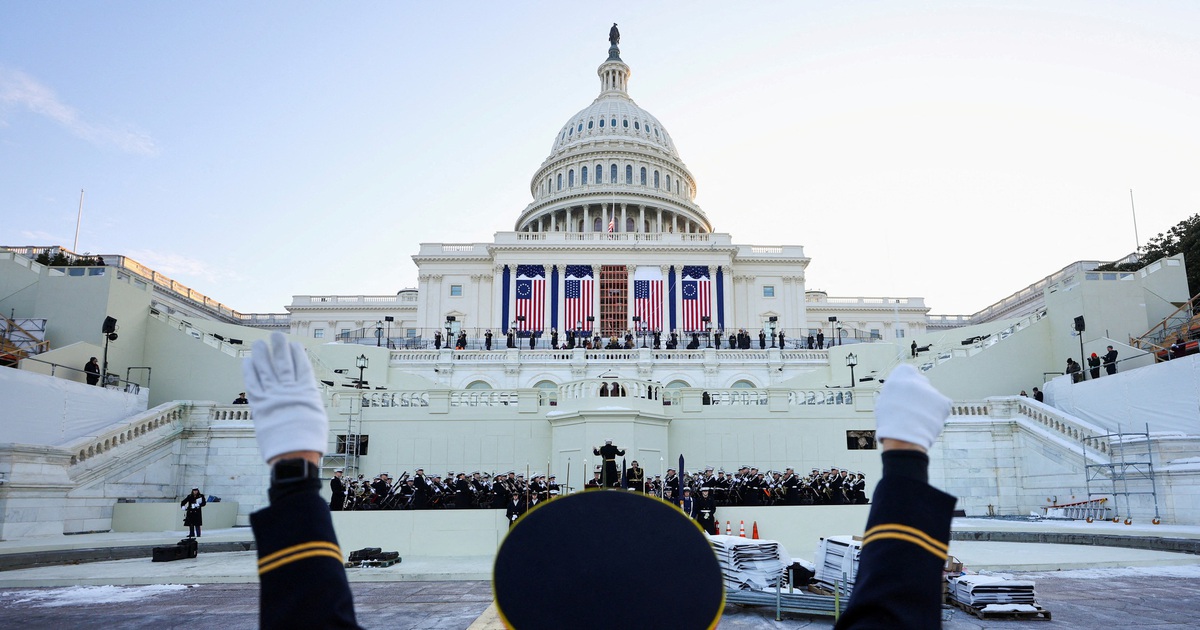 How will Mr. Trump’s inauguration take place tonight?