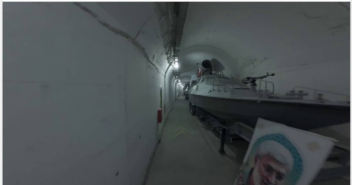 Iran’s underground naval base at a depth of 500 m