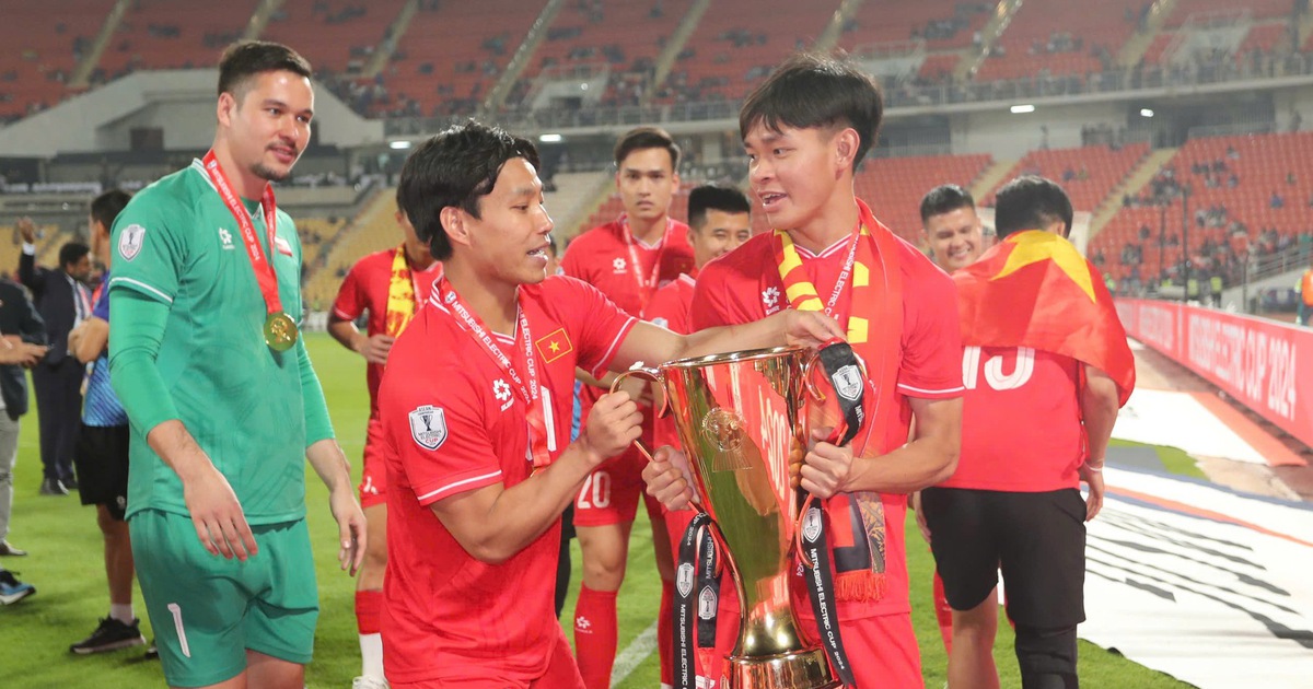 Vietnamese football and brilliant spring…