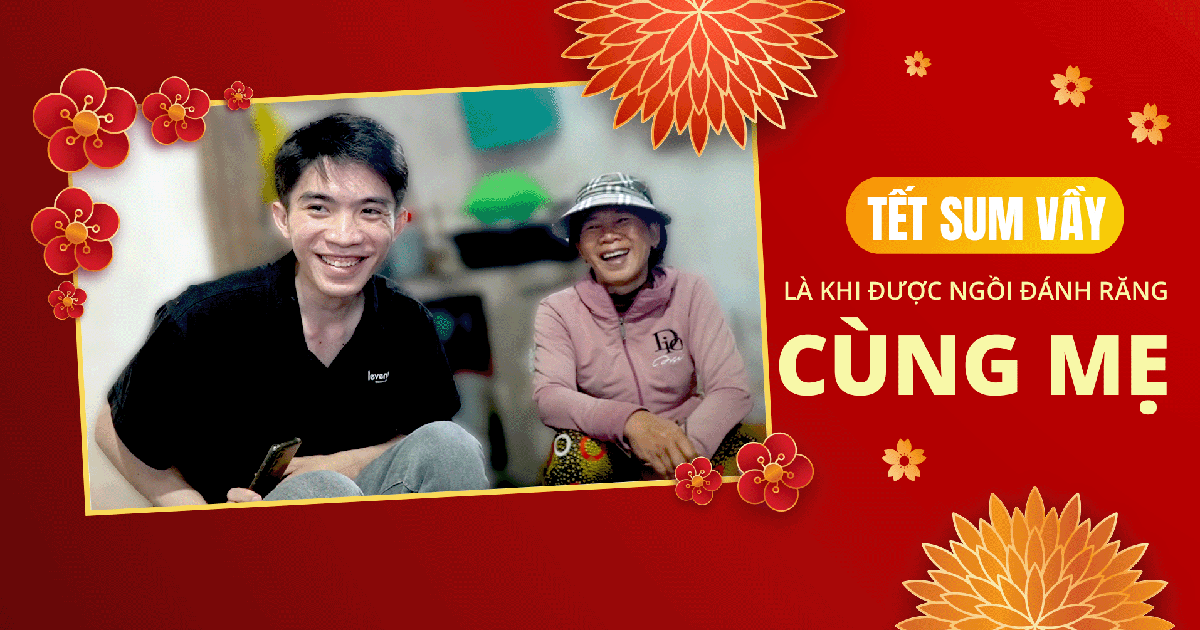 Tết sum vầy là khi được ngồi đánh răng cùng mẹ