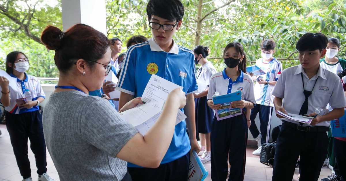 Lệ Phí Học Tập Trường Đại Học Tài Chính - Marketing 2025: Thông Tin Mới Nhất