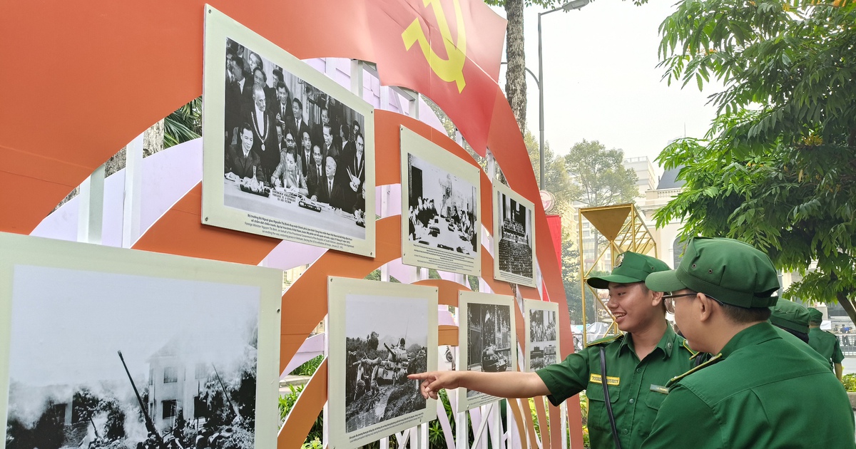 TP.HCM trưng b&agrave;y tư liệu qu&yacute; về những ng&agrave;y đầu th&agrave;nh lập Đảng Cộng sản Việt Nam