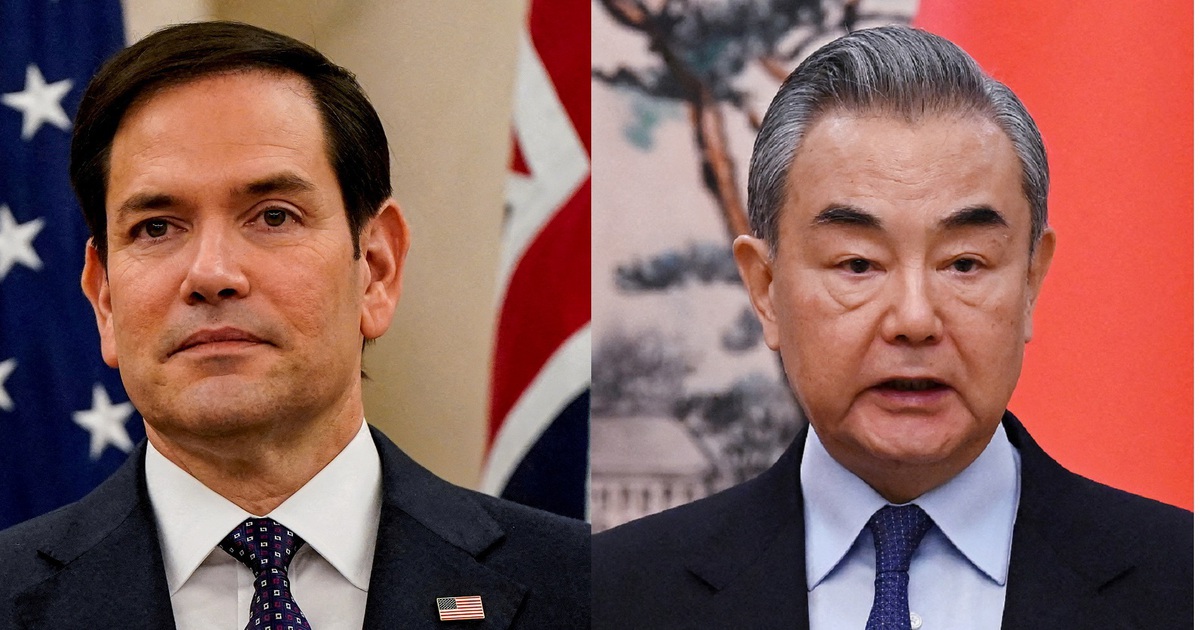 The new US Secretary of State had a phone call with the Chinese Foreign Minister, mentioning the East Sea and Taiwan