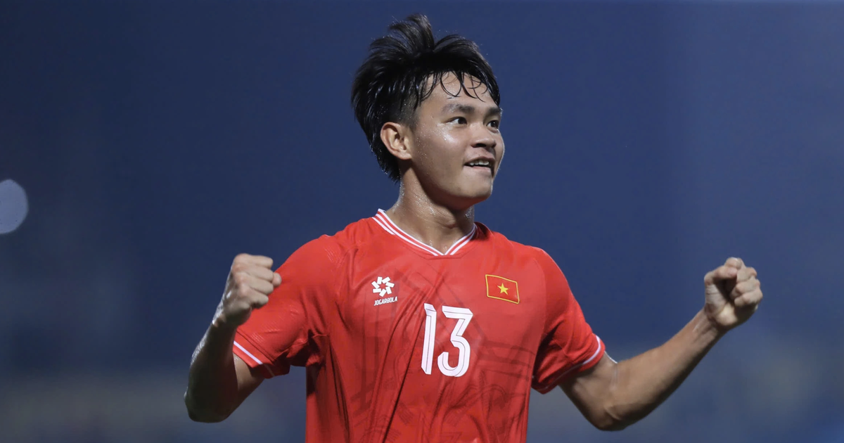 Khong Xuan Son and Hoang Duc, U.22 Vietnam team attended SEA Games 33?