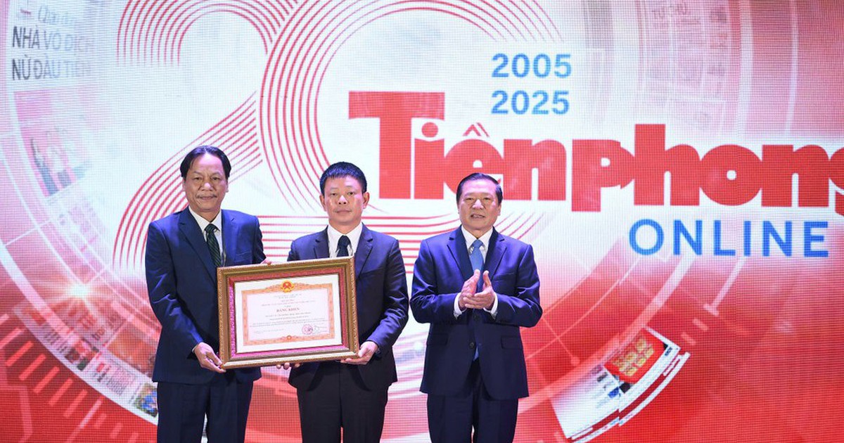 Báo điện tử Tiền Phong nhận bằng khen của Thủ tướng