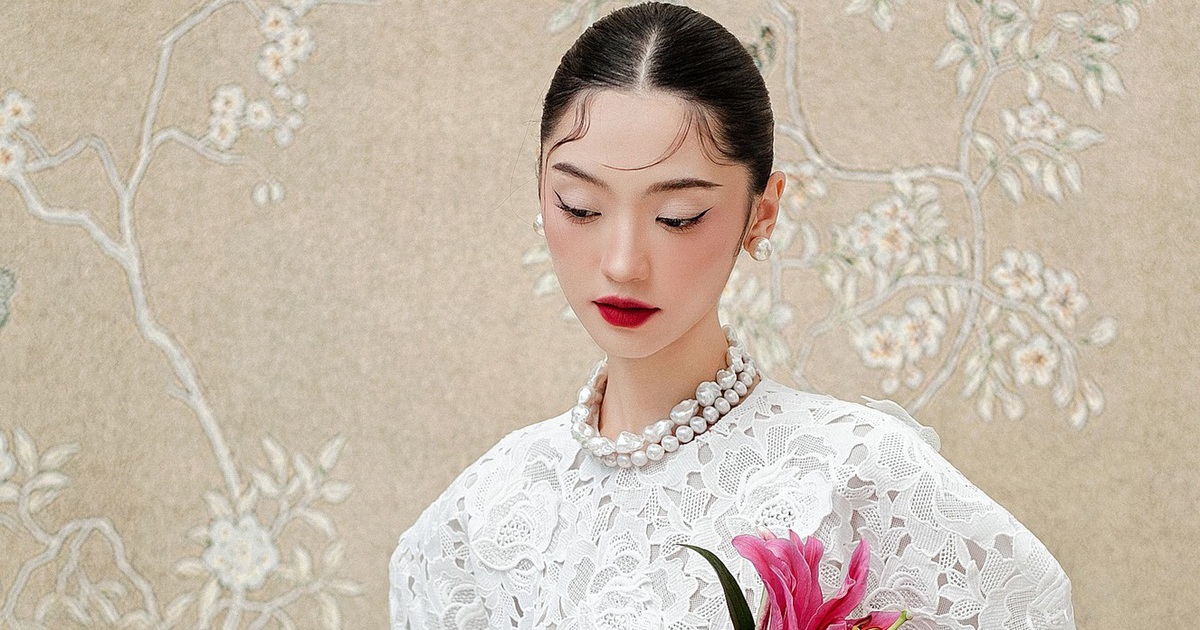 Lace ao dai, haughty romance ‘causing fever’ in the 2025 Tet season