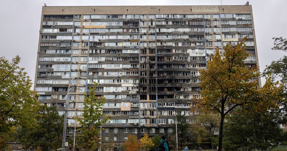 Chiến sự Ukraine ng&agrave;y 1.325: Nga tập k&iacute;ch UAV kỷ lục, Kyiv ch&igrave;m trong b&oacute;ng tối