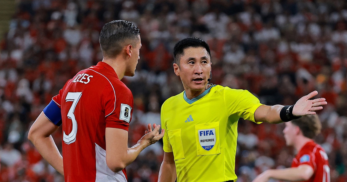 Báo Indonesia cùng CĐV đòi sa thải HLV Kluivert, VAR và trọng tài Trung Quốc bị chỉ trích thậm tệ