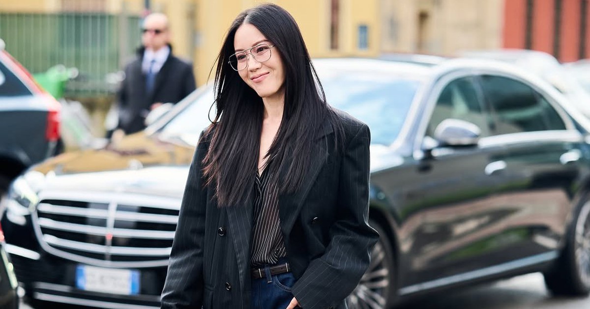 Quần jeans và áo blazer, đẹp xuất sắc để đi chơi và đi làm