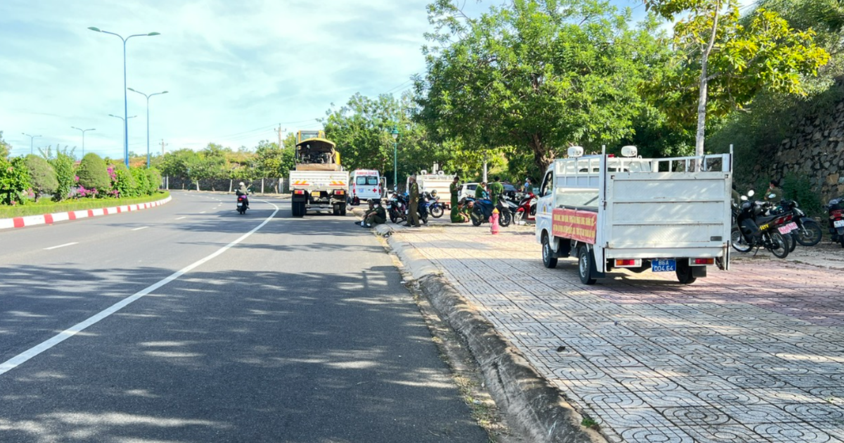 Cưỡng chế thu hồi đất c&ocirc;ng ở đồi c&aacute;t bay Mũi N&eacute;