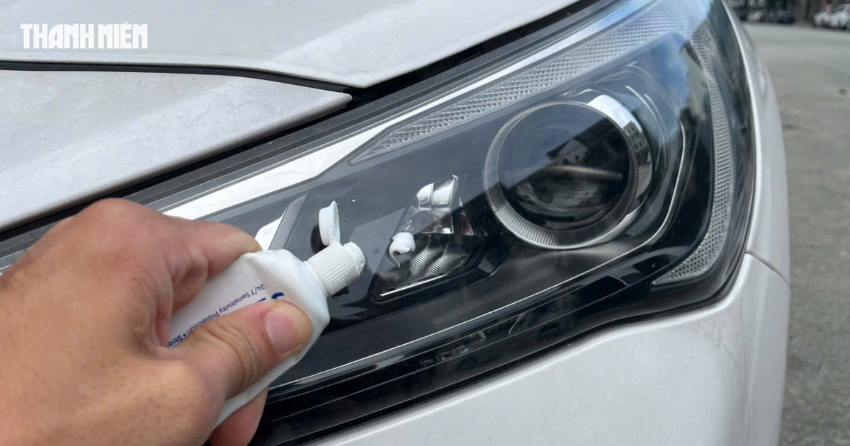 Thực hư việc làm sạch đèn pha ô tô bị ố vàng bằng kem đánh răng