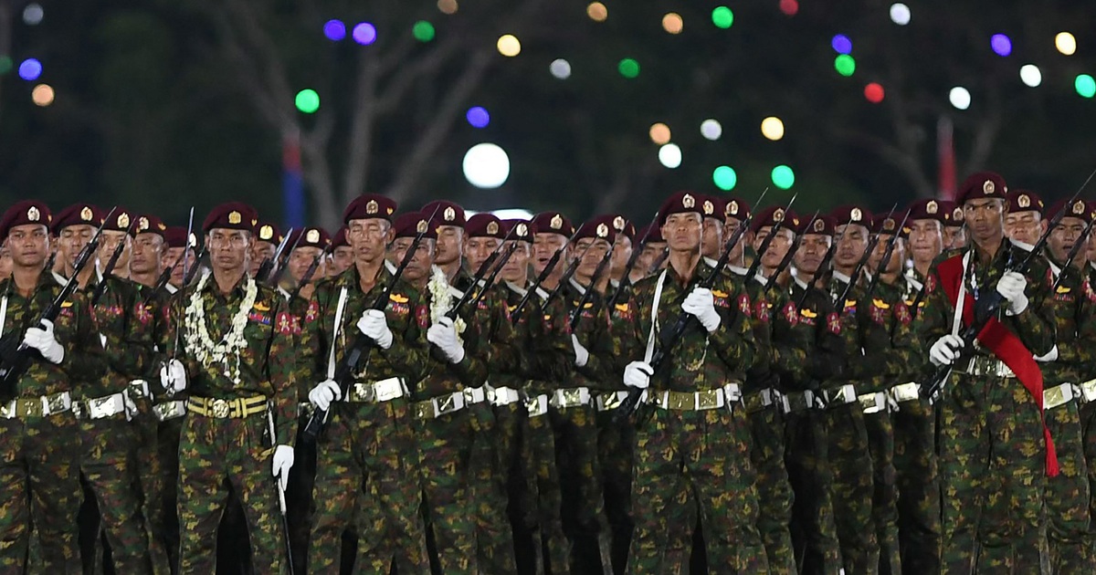 Ch&iacute;nh quyền Myanmar gi&agrave;nh lại thị trấn tr&ecirc;n tuyến đường thương mại tới Trung Quốc