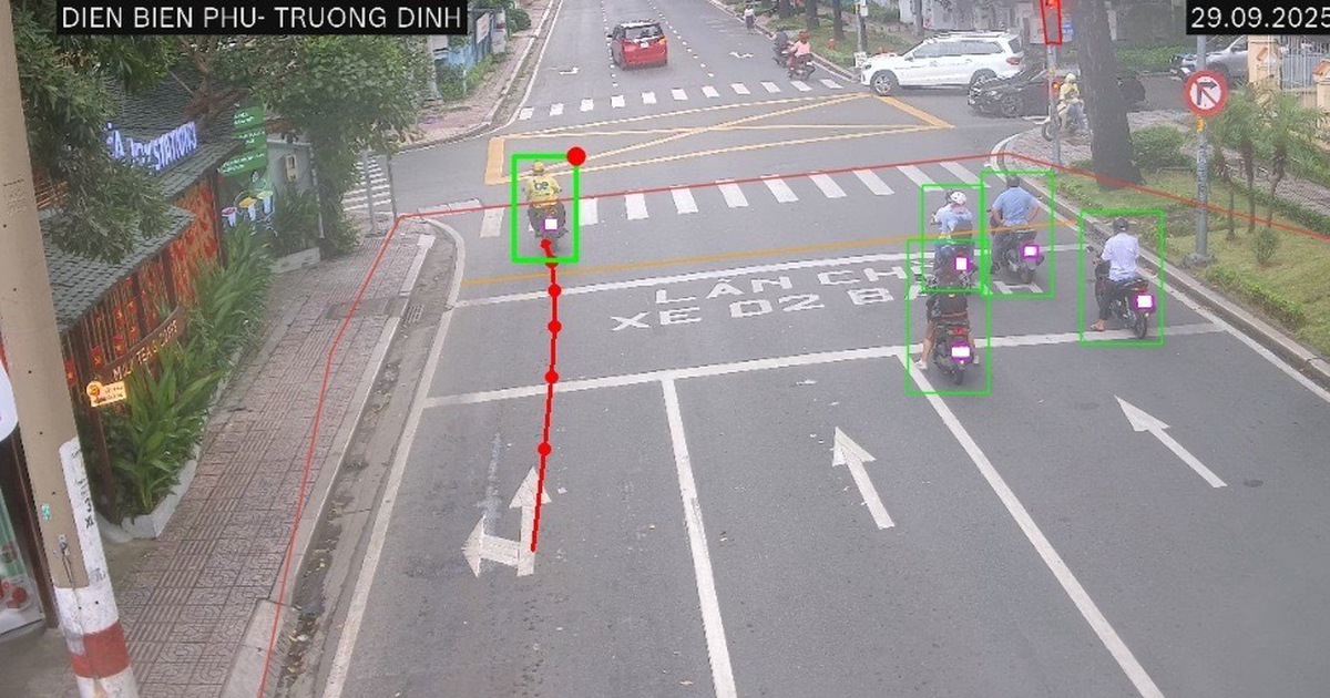 Danh s&aacute;ch giao lộ ở TP.HCM nơi camera AI bắt lỗi rẽ tr&aacute;i khi đ&egrave;n đỏ