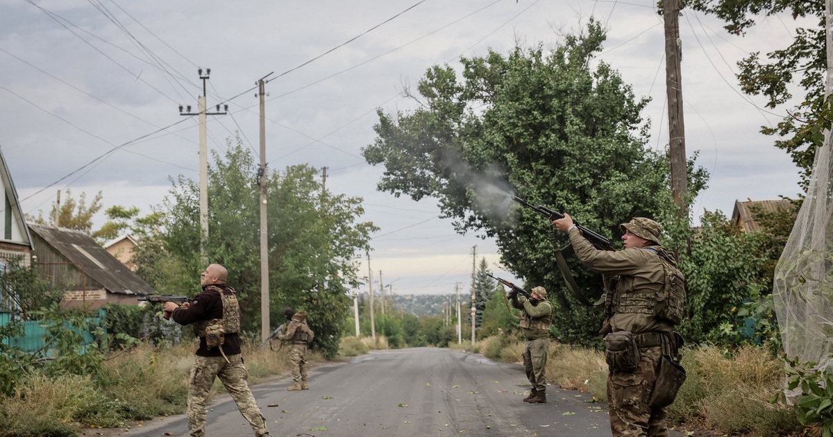 Chiến sự Ukraine ng&agrave;y 1.333: Ukraine tấn c&ocirc;ng 12 v&ugrave;ng của Nga trong đ&ecirc;m