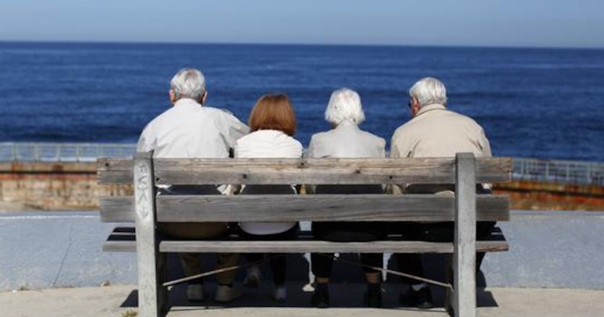 Nghi&ecirc;n cứu mới chỉ ra nguy&ecirc;n nh&acirc;n phụ nữ sống l&acirc;u hơn đ&agrave;n &ocirc;ng