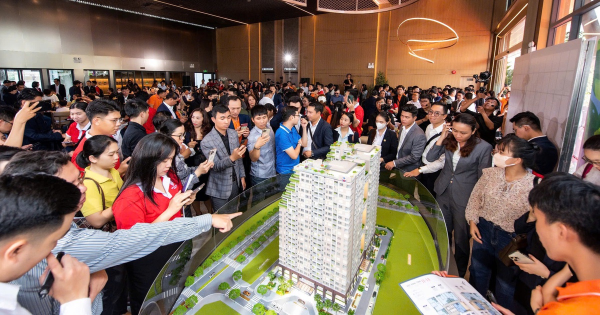 Tin tức đặc biệt tr&ecirc;n b&aacute;o in Thanh Ni&ecirc;n 3.10.2025