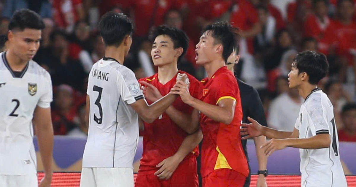 HLV U.23 Malaysia nói gì khi đấu Việt Nam tại SEA Games 33, có nhắc đến bê bối nhập tịch?