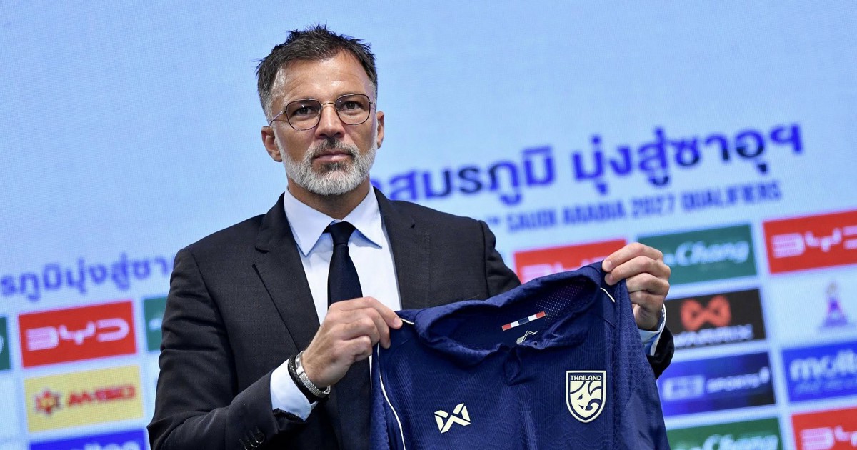 Tân HLV trưởng đội tuyển Thái Lan nói điều bất ngờ trong ngày ra mắt, Madam Pang lên tiếng